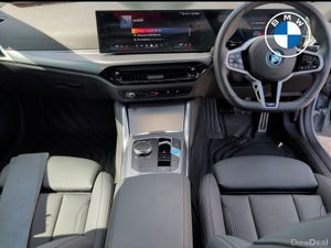 BMW i4 eDrive35 M Sport - Image 4