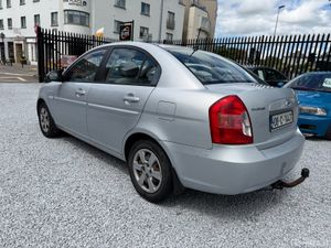 2008 Hyundai Accent 1.4 Deluxe - Image 3