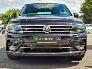 Volkswagen Tiguan R-LINE 2.0 TDI 4 MOTION AUTO NEW - Image 3