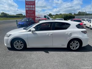 2016-1 Lexus CT - Image 4