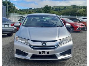 Honda Grace 1.5L Petrol HYBRID LX - Automatic Low - Image 2
