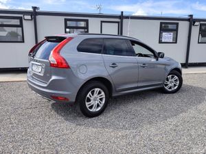 Volvo XC60 SE NAV D4 2.0 TD B4 R-DESIGN MHEV 197BH - Image 2