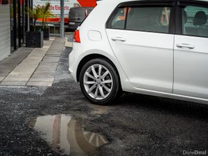 2014 Volkswagen Golf Highline Automatic - Image 4