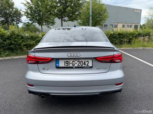 Audi A3 1.6 TDI SLINE *FULL SERVICE HISTORY* - Image 4