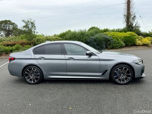 2023 BMW 530E M SPORT PRO LCI - Image 2