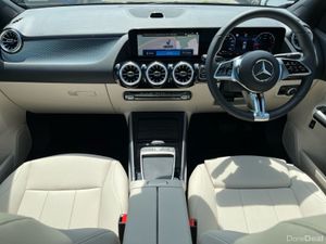 Mercedes-Benz GLA 180D Progressive Line Plus Compa - Image 4