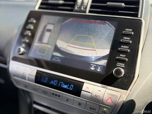 Toyota Landcruiser Prado 2.8 Automatic Passenger - Image 4