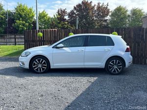 Volkswagen Golf HIGHLINE - PEARL WHITE - 37K KMS - Image 4