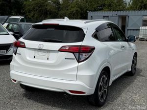 Honda Vezel 2017 – 1.5 Petrol Hybrid Automatic - Image 4