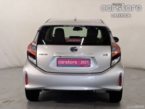 Toyota Aqua 1.5 HYBRID - Image 4