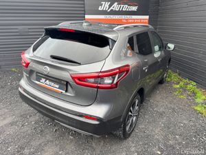 Nissan Qashqai 1.2 N-CONNECTA 5DR - Image 4