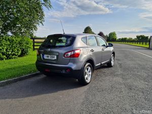 Nissan Qashqai Automatic (NCT TESTED AND TAXED)!!! - Image 2