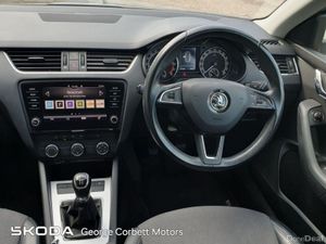 Skoda Octavia Combi Sol 1.6TDi 115HP (From €80 per - Image 2