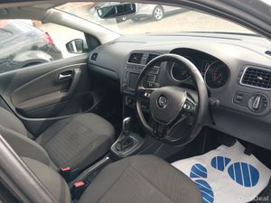 AUTOMATIC Volkswagen Polo 2015 DIESEL - Image 4