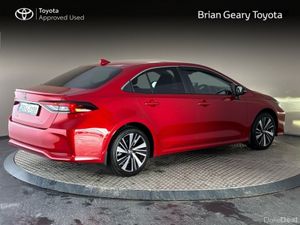 Toyota Corolla Saloon Luna Sport + Leather - Image 2