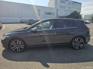 Volkswagen Golf 1.4 PETROL / PLUG IN HYBRID, HEATE - Image 4