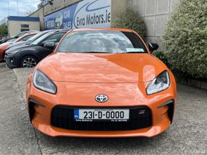 Toyota GR86 RZ LIMITED 10TH ANNIVERSARY MANUAL 2.4 - Image 2
