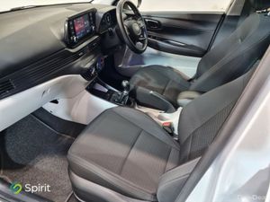 Hyundai i20 1.2 Launch Edition 2 Tone Roof *Call S - Image 4