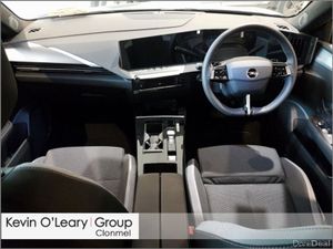Opel Astra Elegance 1.5 Turbo D 130PS 8 Speed Auto - Image 3
