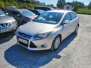 Ford Focus 2013 - Image 2