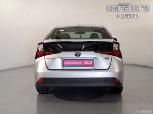 Toyota Prius 1.8 petrol hybrid automatic - Image 4