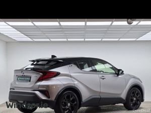 Toyota C-HR Hybrid Safety + - Image 3