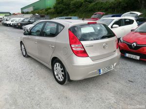 Hyundai i30 2011 - Image 4
