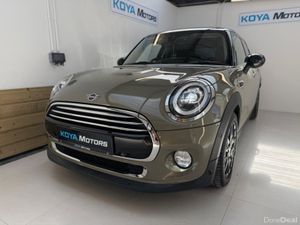 Mini Cooper 1.5 COOPER STEALTH SERIES 5DR PETROL A - Image 4