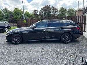 BMW 3-Series 320D MSPORT G21- XDRIVE -37 KMS - Image 4