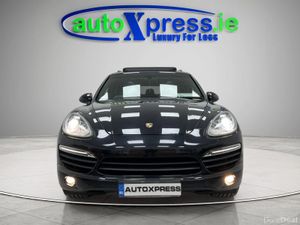 Porsche Cayenne 3.0 Diesel, Panoramic roof, Bose S - Image 3