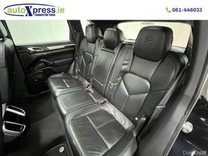 Porsche Cayenne 3.0 Diesel, Panoramic roof, Bose S - Image 4