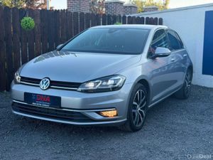 Volkswagen Golf HIGHLINE AUTO - 25K KMS! - Image 3
