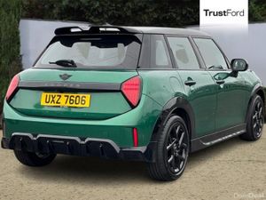 Mini Cooper Sport - Image 4
