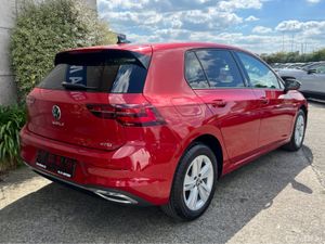 Volkswagen Golf ACTIVE ETSI MHEV AUTOMATIC 1.0 PET - Image 4