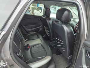 Renault Captur Signature 1.5 DCI AUTOMATIC - Image 2