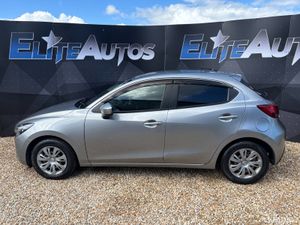 Mazda Demio Skyactive 1.3 Automatic - Image 3