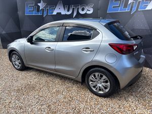 Mazda Demio Skyactive 1.3 Automatic - Image 4