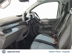 Volkswagen Caravelle 9 SEAT LIFE 2.5L PHEV 230BHP - Image 4