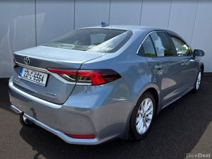 Toyota Corolla LUNA 4DR AUTO HYBRID - Image 4