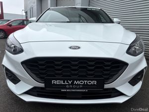Ford Focus 1.5 DIESEL ST-LINE - Image 2