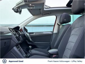 Volkswagen Tiguan HIGHLINE 2.0 TDI 150HP *SUNROOF* - Image 4