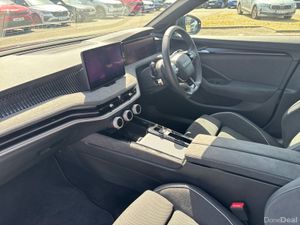 Skoda Superb Sportline 2.0 TDI 150HP DSG - Image 3