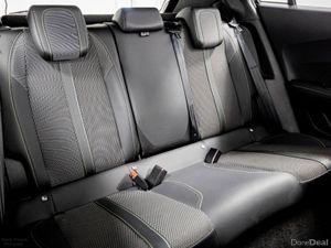 Peugeot 2008 GT Hybrid Auto 145HP - Image 4