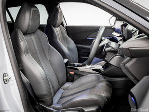 Peugeot 2008 GT 1.2 Hybrid Auto 145HP - Image 3