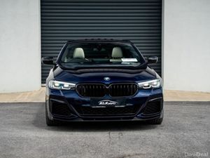BMW 5-Series 520D M SPORT *PAN ROOF* - Image 2