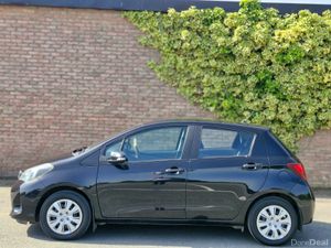 Toyota Yaris 1.0 TERRA LOW MILAGE - Image 3