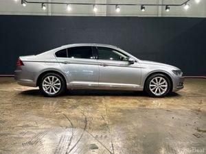 Volkswagen Passat 1.4 TSI ELEGENCE LINE - BLACK HA - Image 3