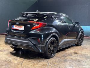 Toyota C-HR 1.8 HYBRID G MODE NERO - HALF BLACK LE - Image 4