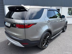 212 Land Rover Discovery 3.0 D300 SD6 HSE Comm - Image 4