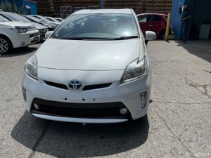 2014 Toyota Prius Hybrid Automatic - Image 2